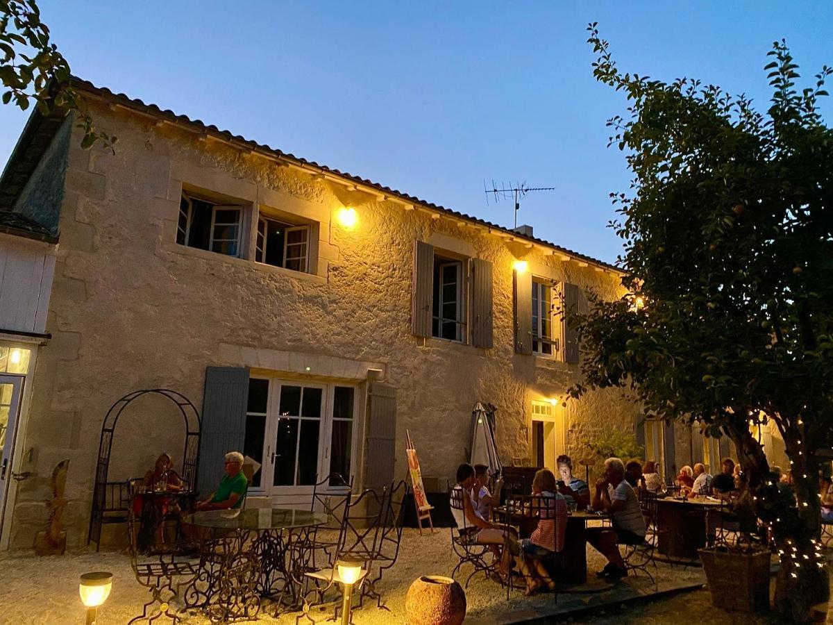 Le Relais D'Aulnay Bed & Breakfast Aulnay  Eksteriør bilde